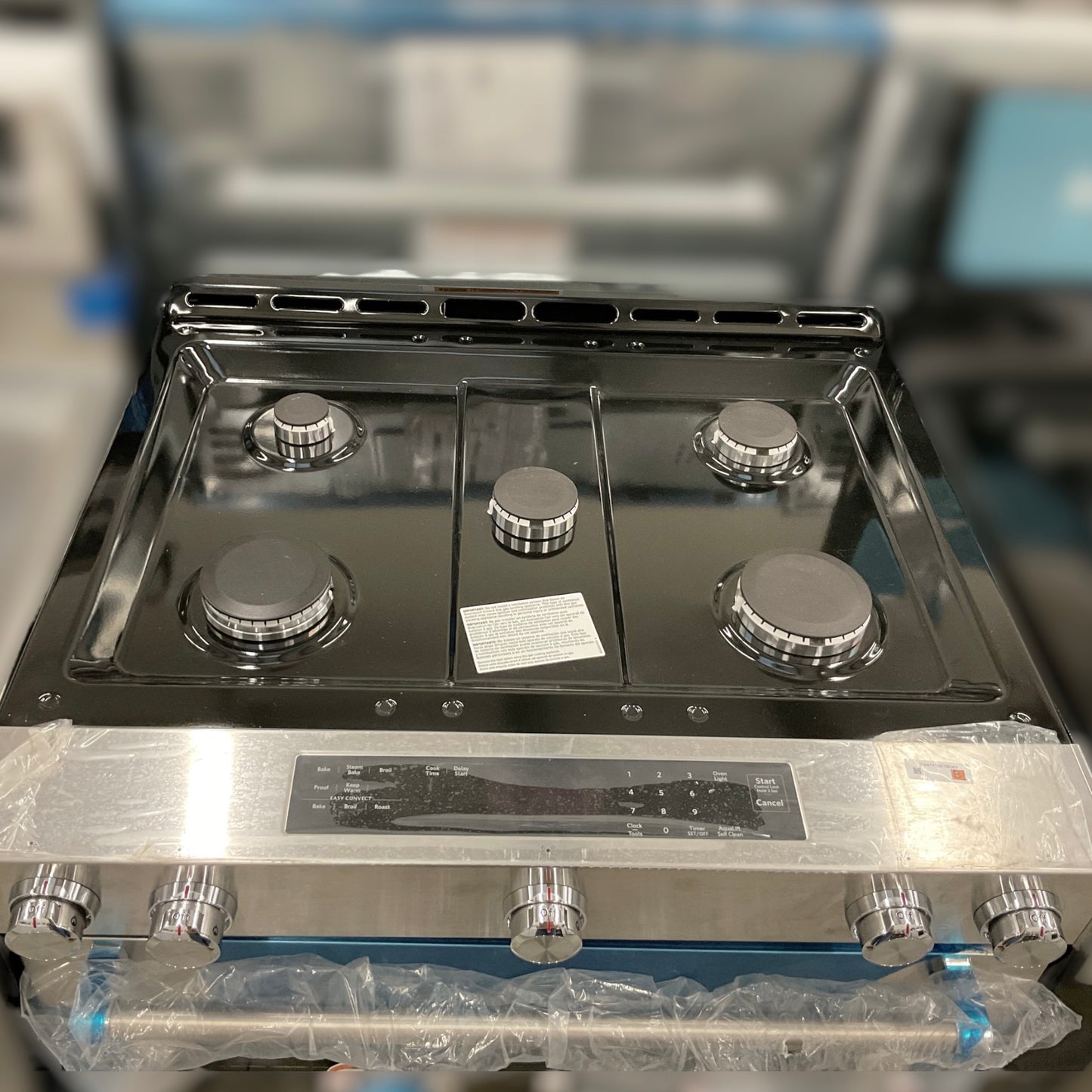 New, Open Box: KitchenAid 30-Inch 5-Burner Gas Slide-In Convection Range - 72CAO910