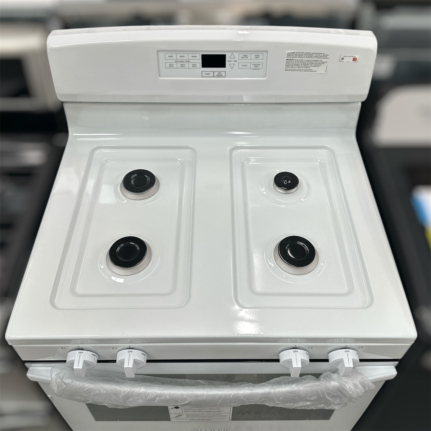 New, Open Box: Amana 30-inch Gas Range with Bake Assist Temps - 70CAO213