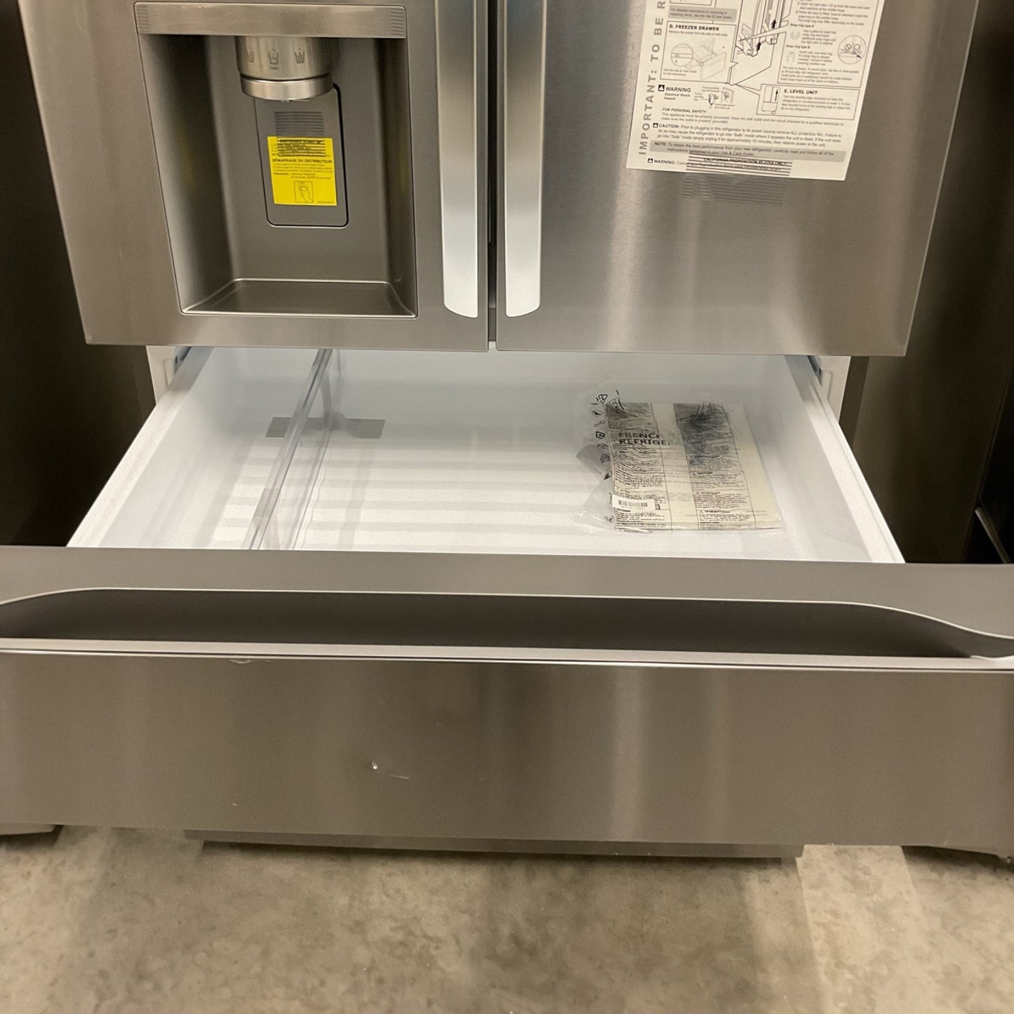 New, Open Box: LG 29 cu. ft. Smart Standard-Depth MAX™ 4-Door French Door Refrigerator with Full-Convert Drawer™ - 26CAO728
