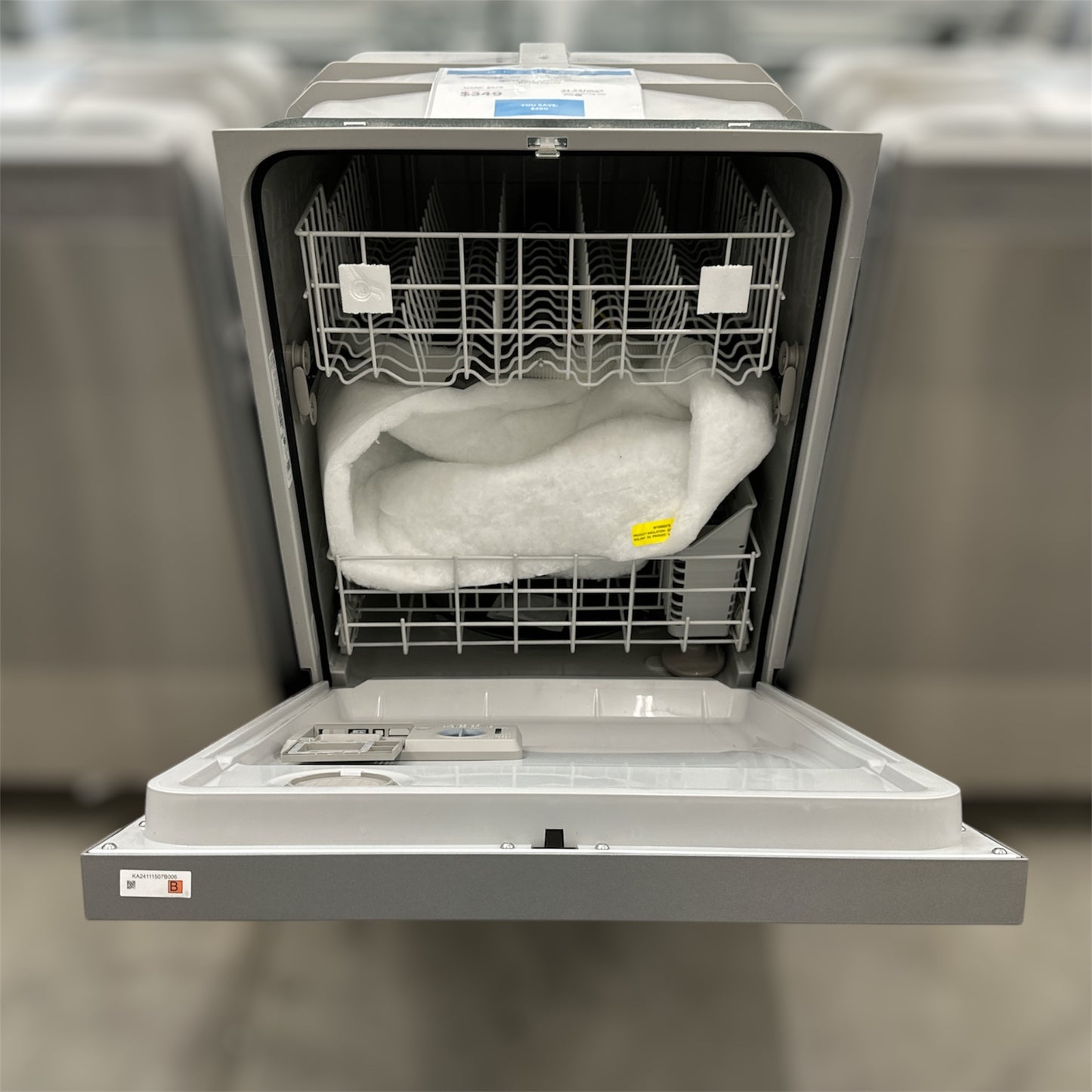 New, Open Box: Whirlpool Quiet Dishwasher with Boost Cycle - 39CAO220