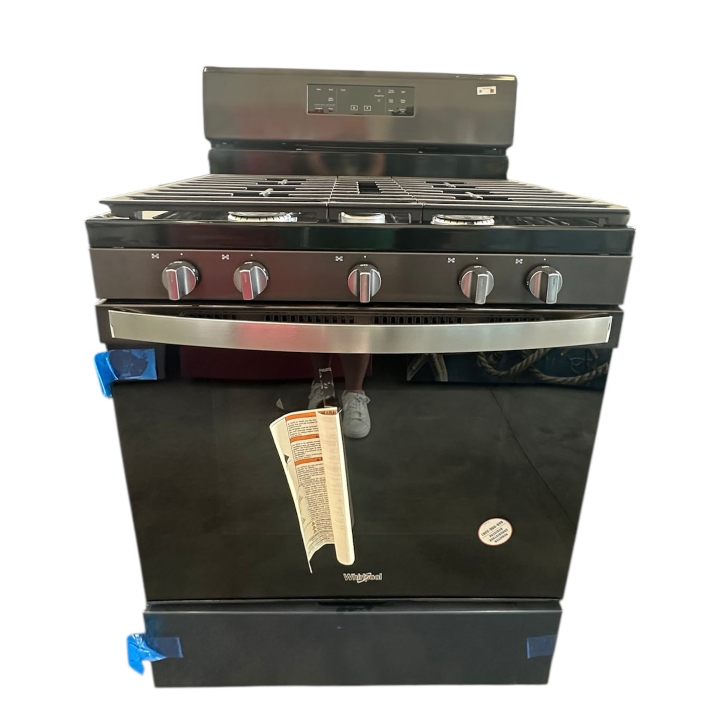 Whirlpool - WFG525SOJV - 5.0 cu.ft. Gas Range with Center Oval Burner