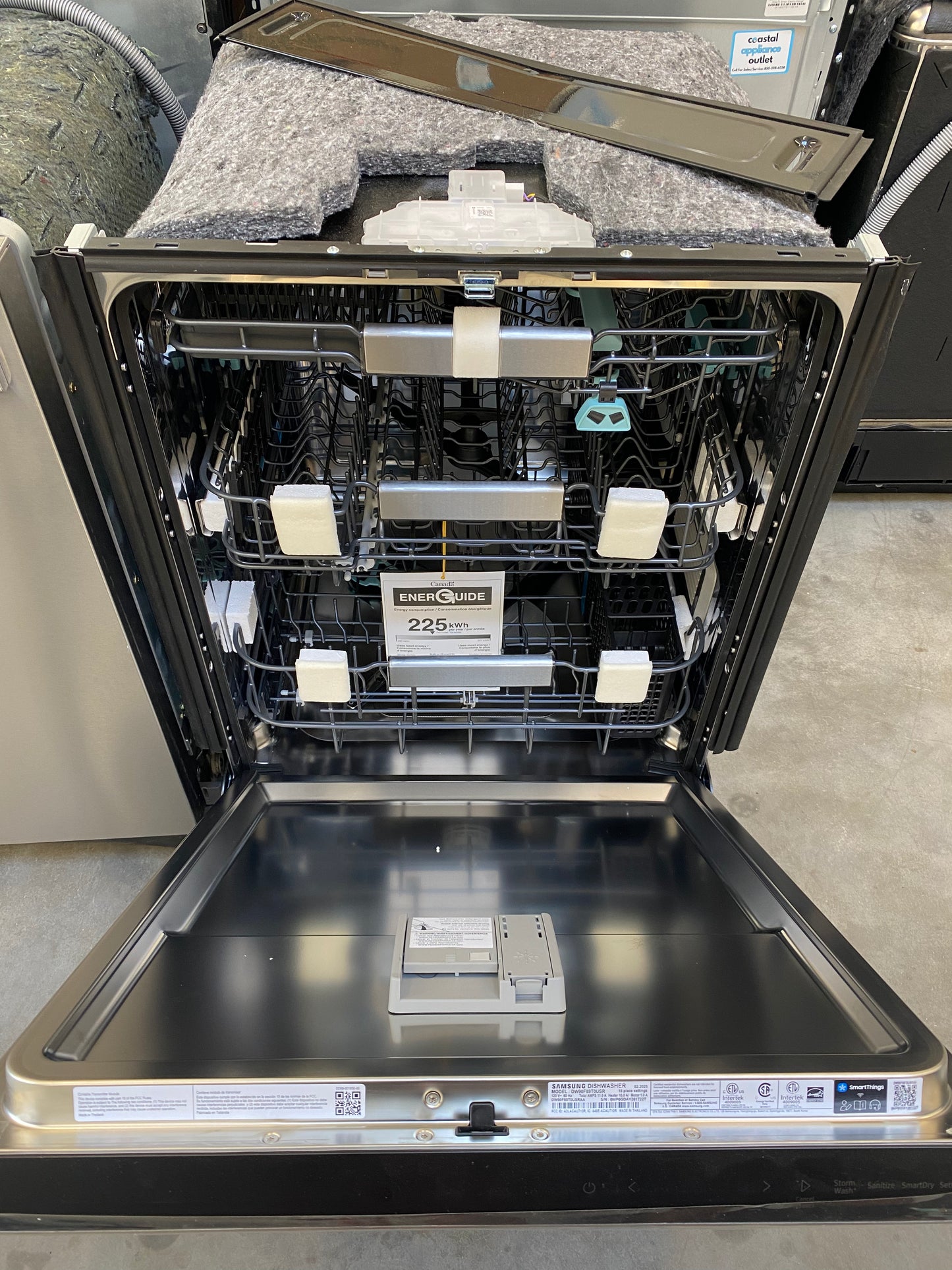 Samsung - DW90F89T0USRAA - 24″ Smart Dishwasher – Stainless Steel