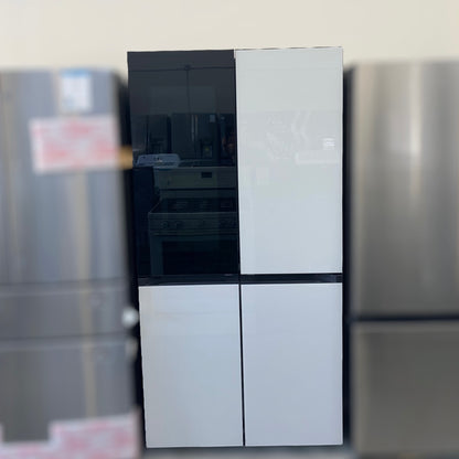Samsung - RF29DB970012AA - 29 Cu. Ft. Bespoke 4‑Door Flex™ Refrigerator with Family Hub