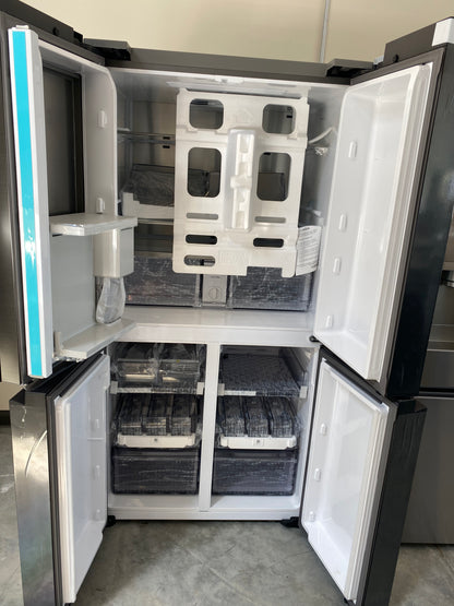 Samsung - RF29DB9600QLAA - 29 Cu Ft Bespoke 4‑Door Flex™ French‑Door Refrigerator with Beverage Center