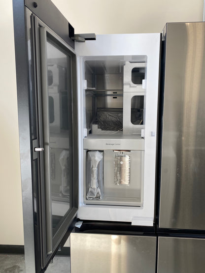 Samsung - RF29DB9600QLAA - 29 Cu Ft Bespoke 4‑Door Flex™ French‑Door Refrigerator with Beverage Center