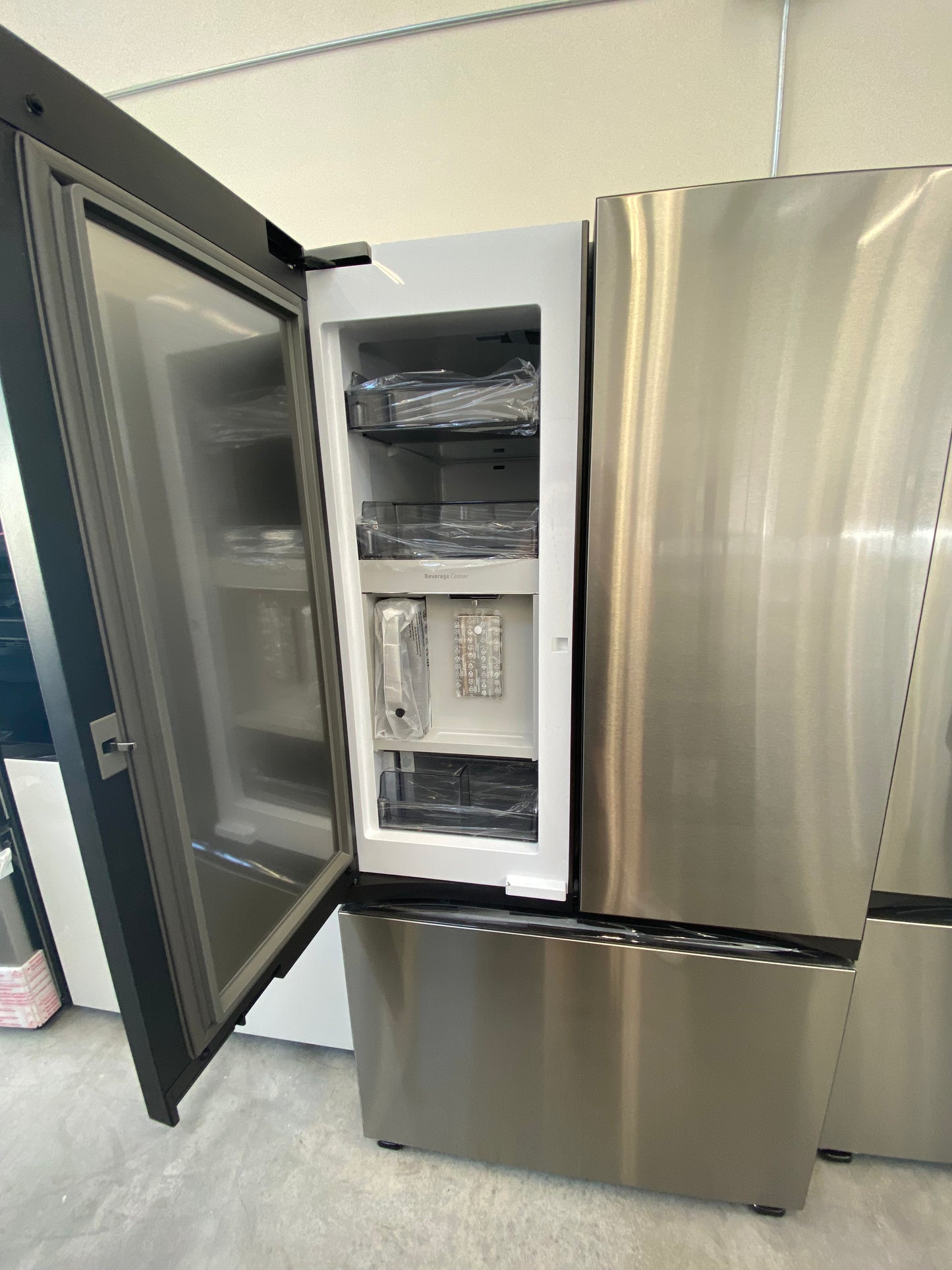 Samsung - RF30BB6600QLAA - 30 Cu. Ft. Bespoke Refrigerator with Beverage Center