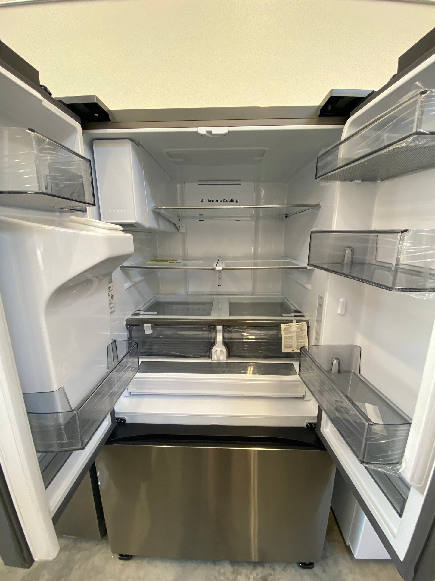 Samsung - RF32CG5B10SRAA - 31 Cu Ft Mega‑Capacity 3‑Door French‑Door Smart Refrigerator